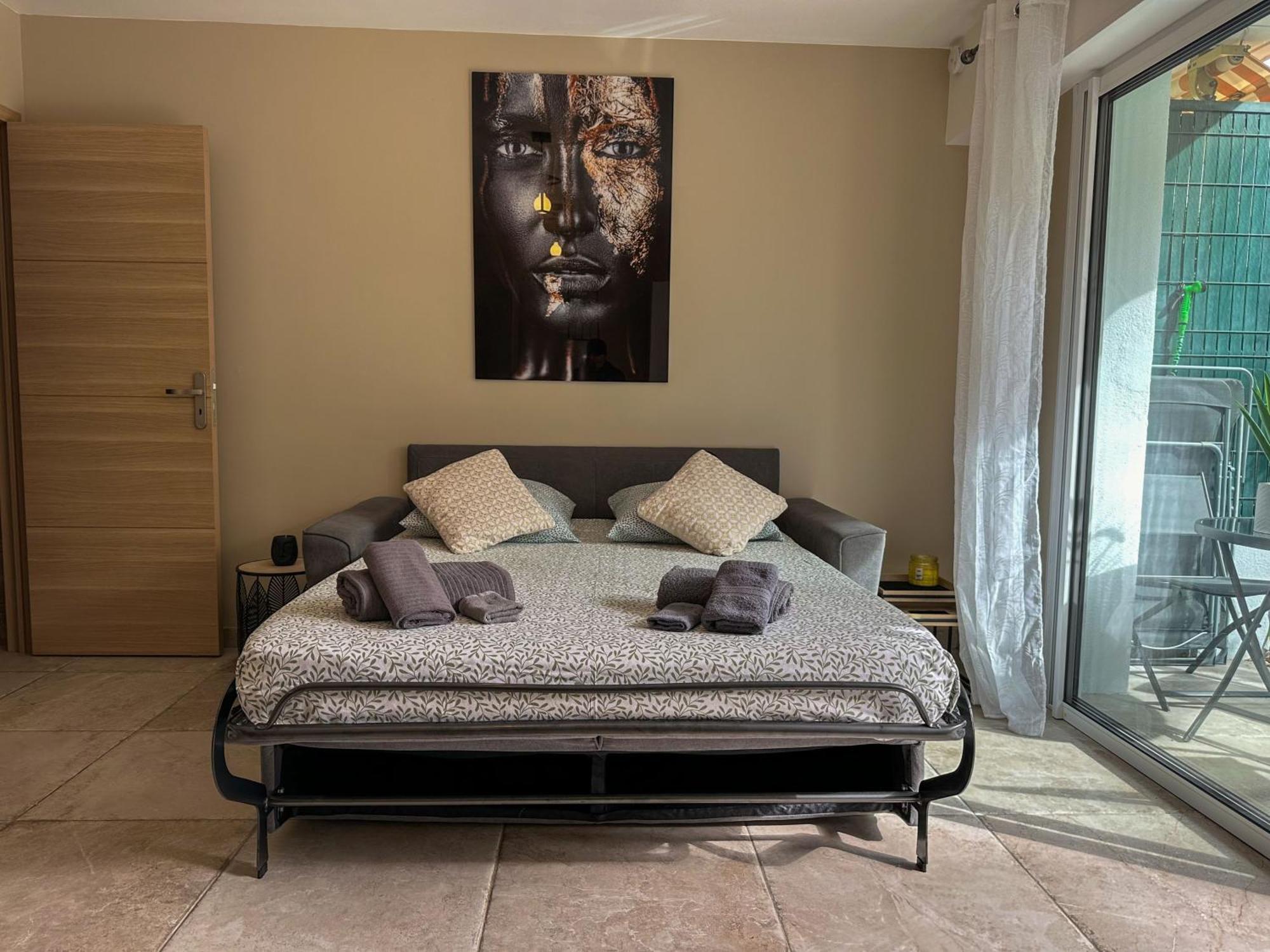 Cosy Madrid, Appartement Proche De La Mer كان المظهر الخارجي الصورة